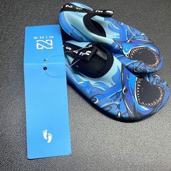 NWT Ning Shark Water Shoes Size 20/21M - Picture 7 of 9